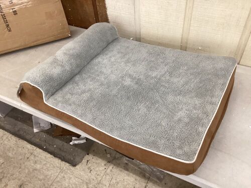 Dog Bed  - Lot 543