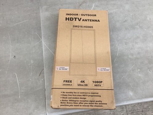 Indoor/Outdoor HDTV Antenna  - Lot 562