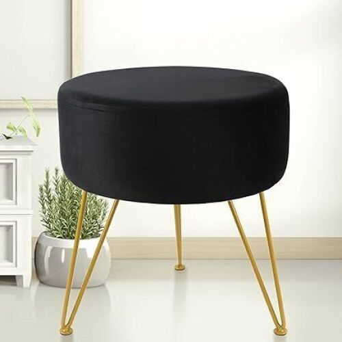 Velvet Round Ottoman with Golden Metal Legs - Lot 563