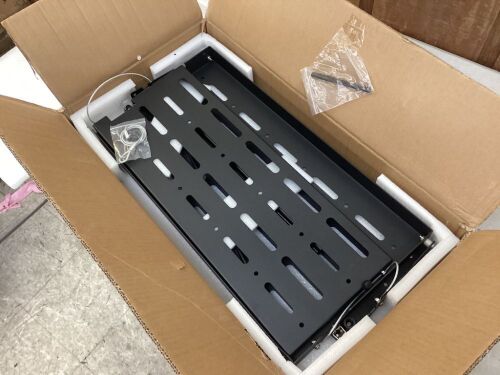 Hooke Road Jeep Wrangler Tailgate Cargo Shelf - Lot 458