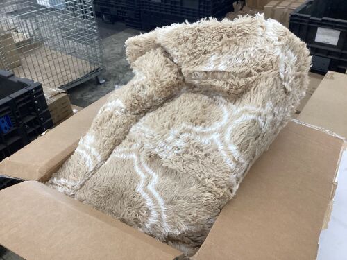 Shag Rug, Unknown Size  - Lot 437