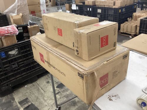 Lot of (3) Holiday Items - Uninspected - Lot 903