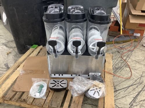 TECSPACE 110V 3 Tank Commercial Slushy Machine 900W - Gets Cold, Paddles Turn - Lot 34