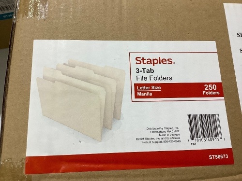 Staples 3 Tab file folders 250 folders manila - Lot 180