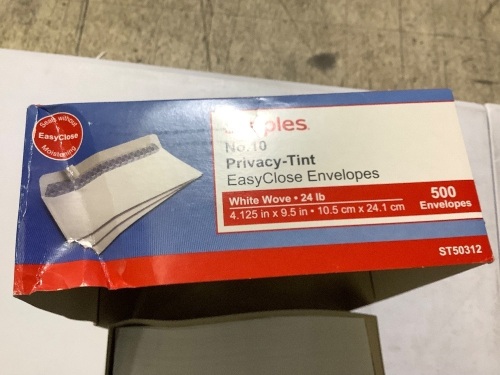 Staples Privacy Tint Easy Close Envelopes 500 - Lot 186