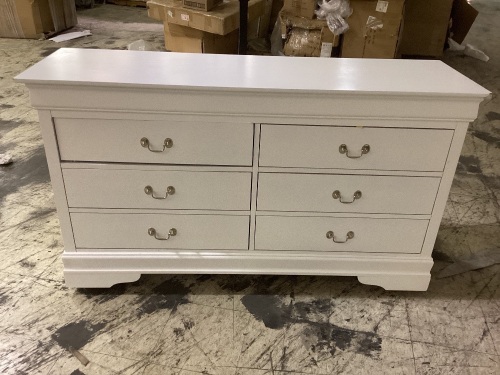 6 Drawer Chest with cosmetic  damage  - Lot 309