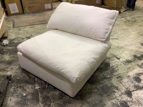 White Chair cosmetic damage - Lot 306