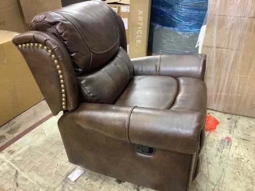 Intercon - 144 - Manual Recliner - Lot 281