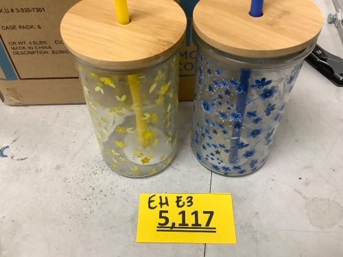 Glass Cups w/ Lids - 6 Pack - Lot 5177
