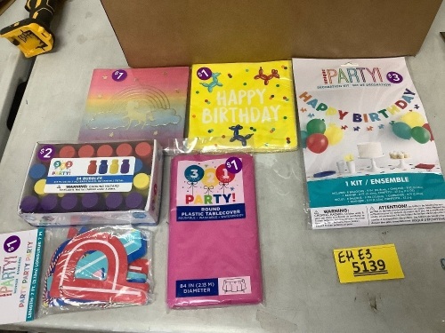 Assortment Party Supplies Box - Lot 5139