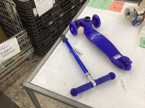 Kids Mini Kick Scooter Toy w/ Colorful Light-Up Wheels, Adjustable T-Bar - Missing Screw - Lot 570