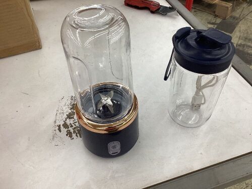 Small Portable Juicer with Cup  - Lot 638
