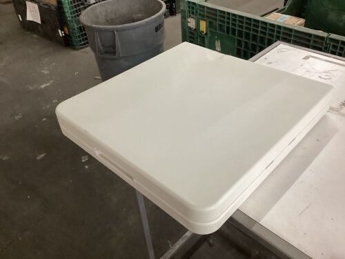 Portable Folding Plastic Dining Table w/ Handle, Lock - 4ft  - Lot 381