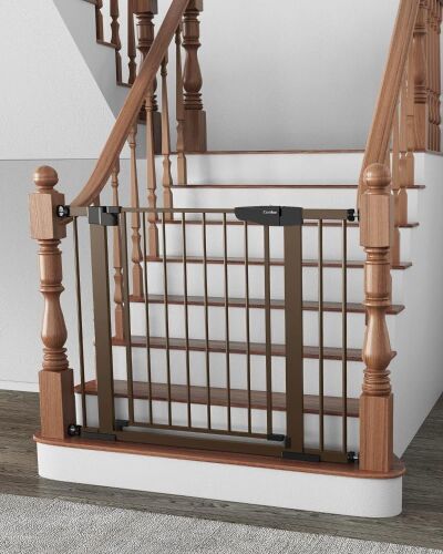 Cumbor 29.7"-40.6" Baby Gate  - Lot 365