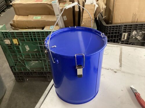 Fryer Grease Bucket - Lot 367