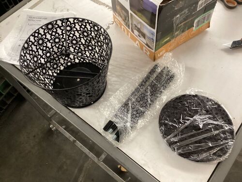 LED Solar Light  - Lot 277