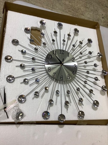 Clock - Lot 77