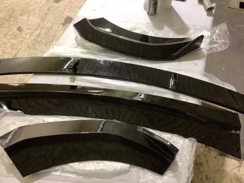 Carbon Fiber Spoiler For unknown vehicle - Lot 127