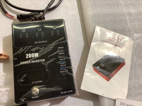 200w power inverter - Lot 128