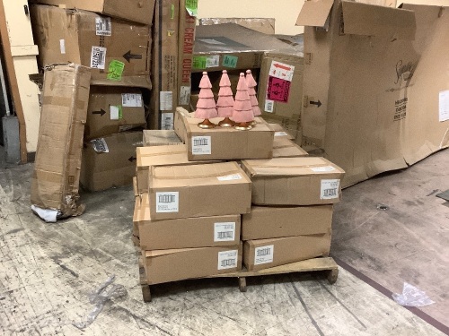 Pallet Of Pink Decoration Trees - Lot 179