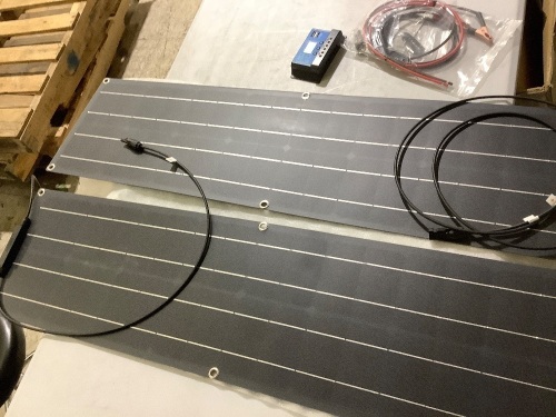 Solar Panels 42X11 - Lot 245