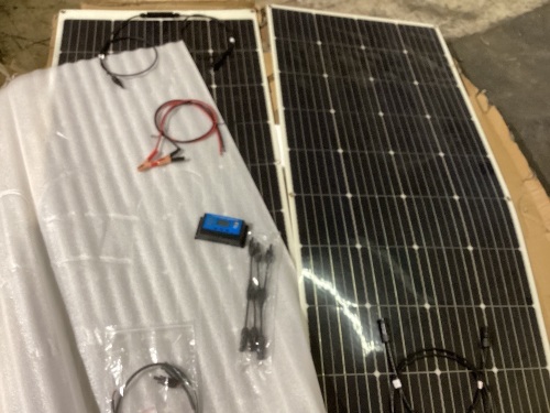 Solar Panel 59 X 26 - Lot 311