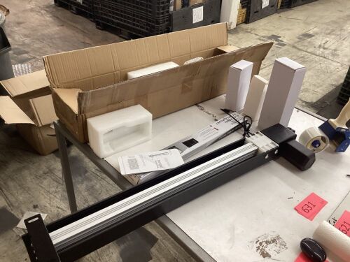 Flat Panel TV Wall Mount  - Lot 621