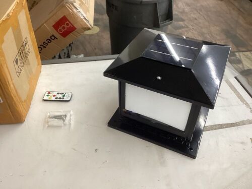 Solar Cap Light  - Lot 646
