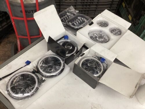Lot of Vehicle Lights  - Lot 675