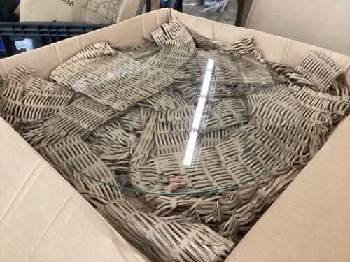 30" Round Tempered Glass 1/4" Thick  - Lot 654