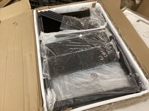 Black Shelving Unit - Lot 674