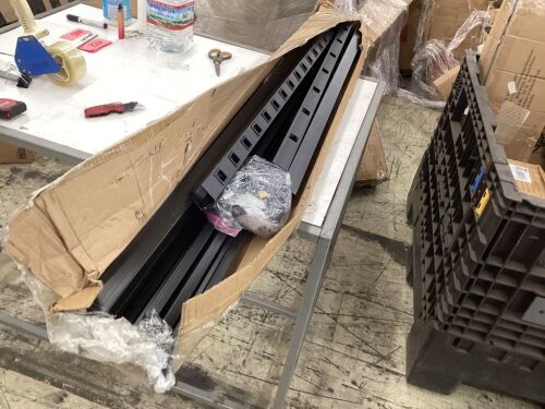 BIGalleons Steel Metal Gate, 3-Rail Black   - Lot 485