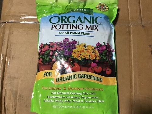 Case of (12) Espoma AP4 4-Quart Organic Potting Mix  - Lot 608