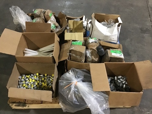 Large Lot of Miscellaneous Hardware - Lot 624