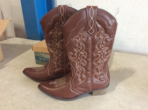 Lara’s Womens Wide Calf Western Country Boots - Lot 792