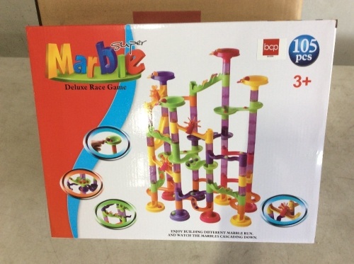 Super Marble Deluxe Race Game Set,  75 Building Blocks & 30 Marbles  - Lot 193