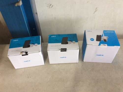 Lot of (1) Reolink Go PT + Solar Panel & (2) Reolink Go + Solar Panel - Lot 95