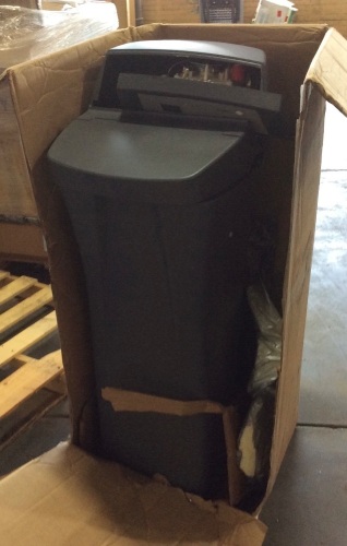 Whirlpool Pro Series Water Softener - Lot 1099