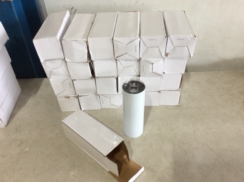 Lot of (25) White Tumblers with Lids - Lot 399