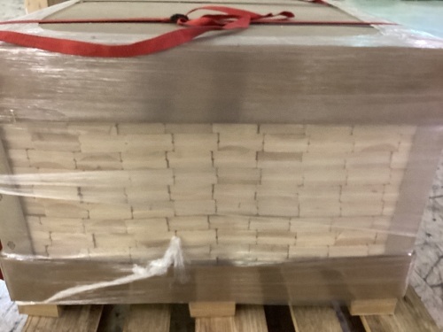 Pallet of wood 67 3/8" x 2 3/4" x 1/2" (300 boards) - Lot 760