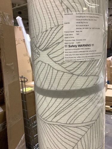 baby mat 4 1/2FT X 4 1/2FT - Lot 234