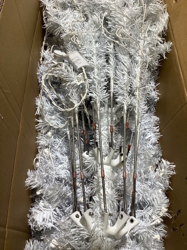 White Christmas Tree - Lot 464