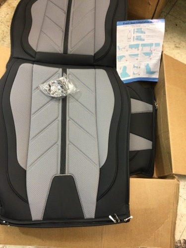 Front Seat Covers Grey/Black - Lot 762