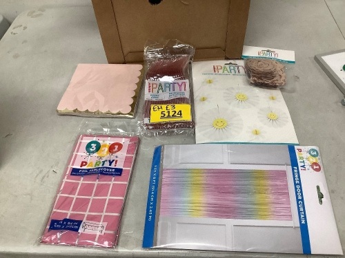Assortment Party Supply Box - Lot 5124