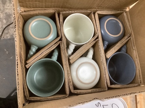 Box of Ceramic Coffee Mugs 6ct - Lot 5790