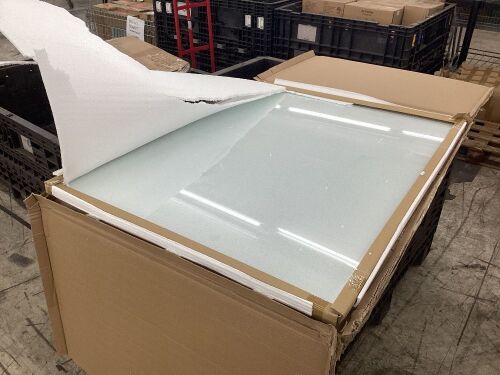 Tempered Glass Chair Mat  - Lot 565