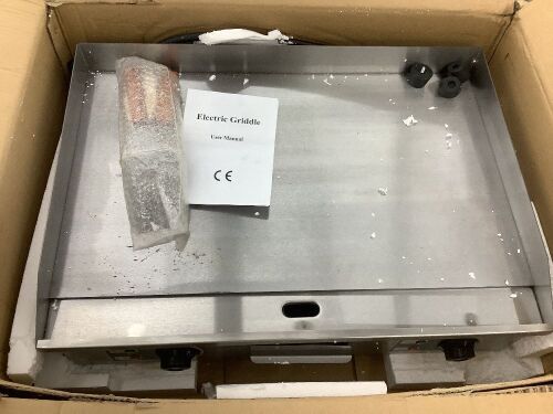 VEVOR 26" 3200W Stainless Steel Electric Countertop Griddle w/Drip Hole, No Plug - Lot 536