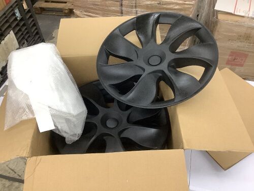 ThinSGO Tesla Model Y 19 Inch Hub Caps, Set of 4 - Lot 513