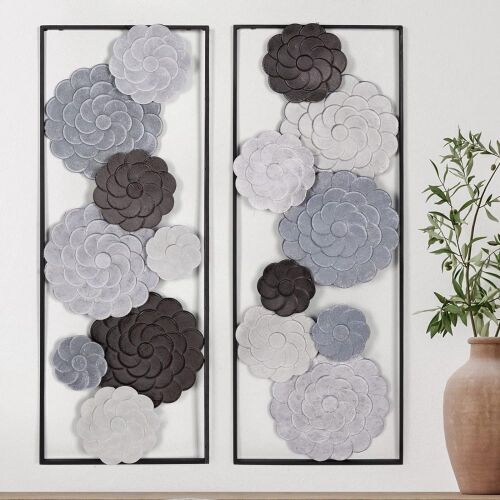 Oakrain Large Metal Flower Wall Decor with Frame, 35.4" X 13.4" - Lot 442