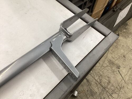 Weed Removal Tool   - Lot 444